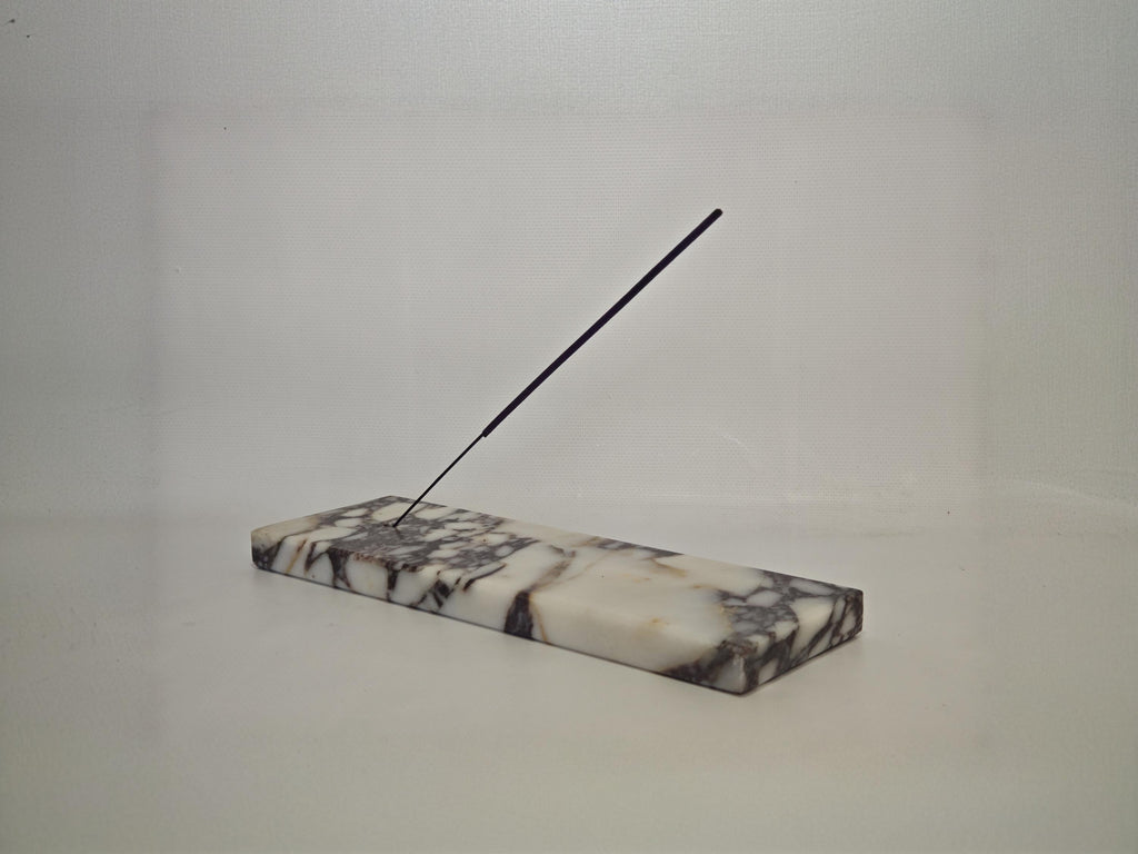 Timeless Elegance: Custom Calacatta Viola Marble Incense Holder