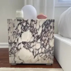 Calacatta Viola Mermer Küp | 40x40x40 cm | Doğal Taş - Mat veya Cilalı Seçenekli